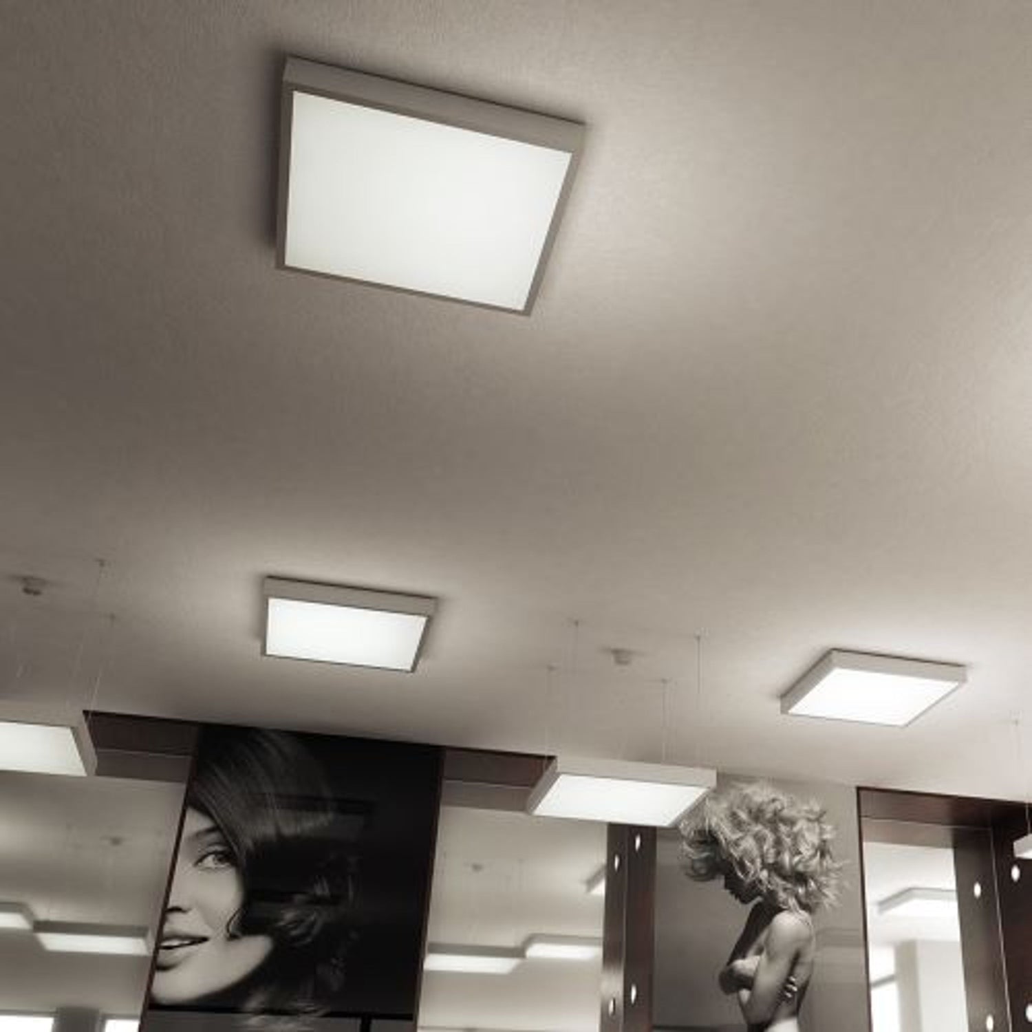 Stropní světla do chodby