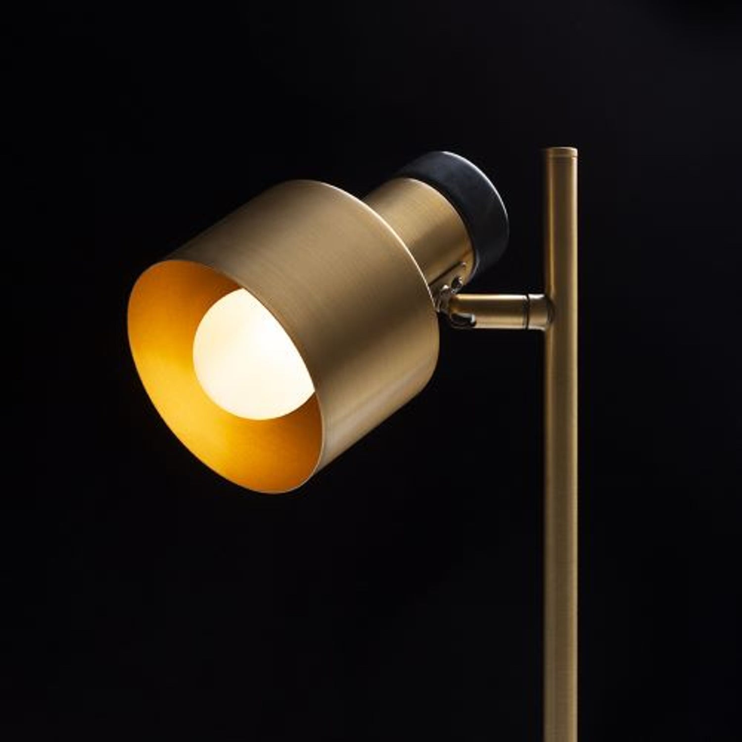 LED stolní lampa
