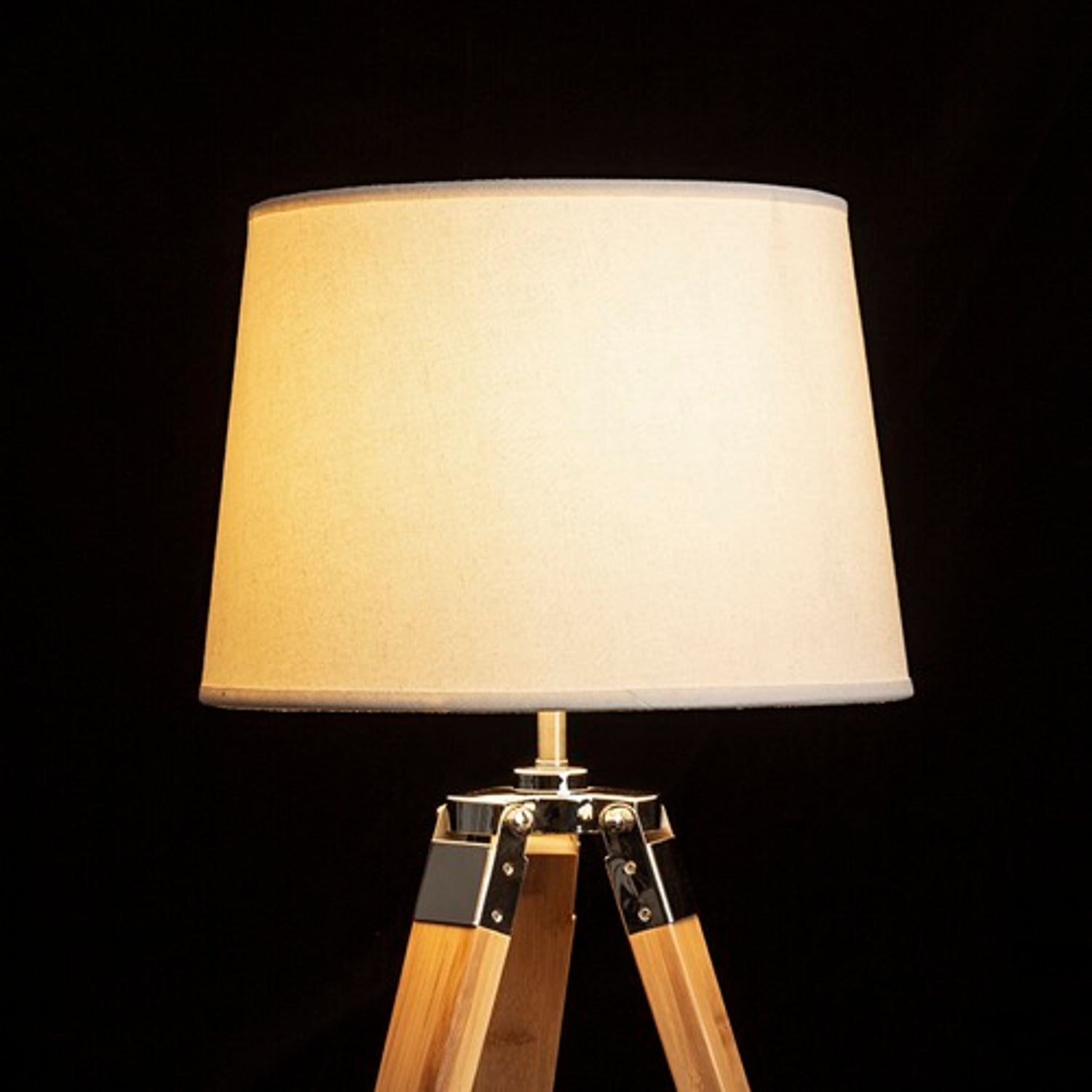 stínidla na stolní lampy